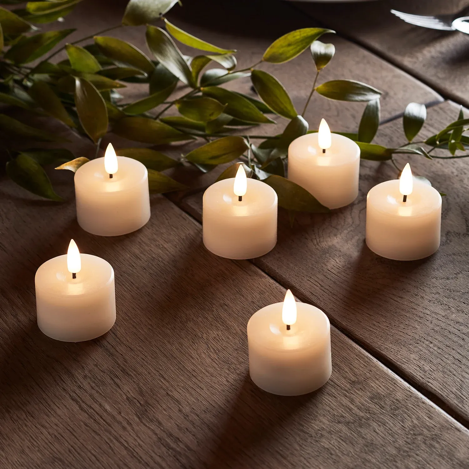 Lot de 6 Bougies Votives Miniatures TruGlow® avec Télécommande