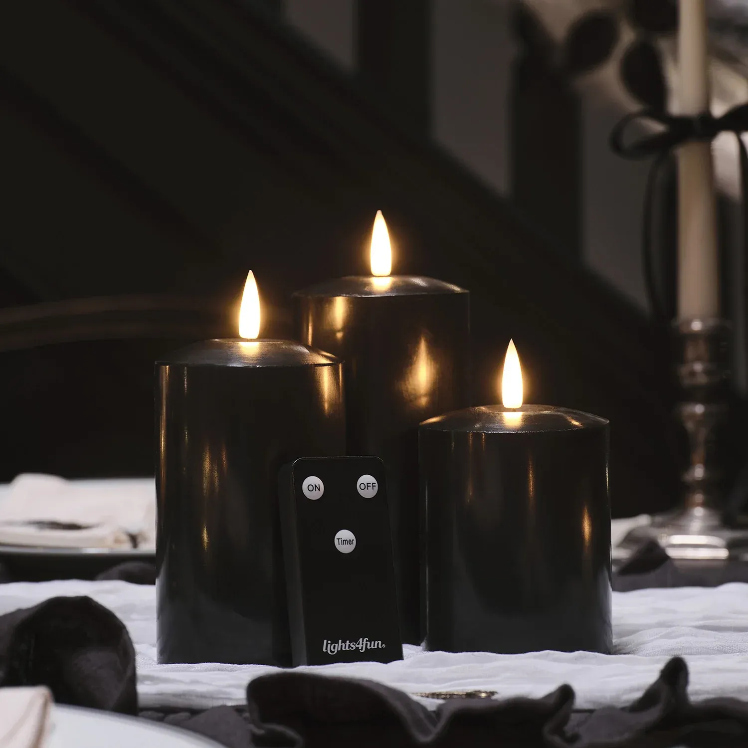 3 Bougies Piliers TruGlow® Noires à LED – Image 3