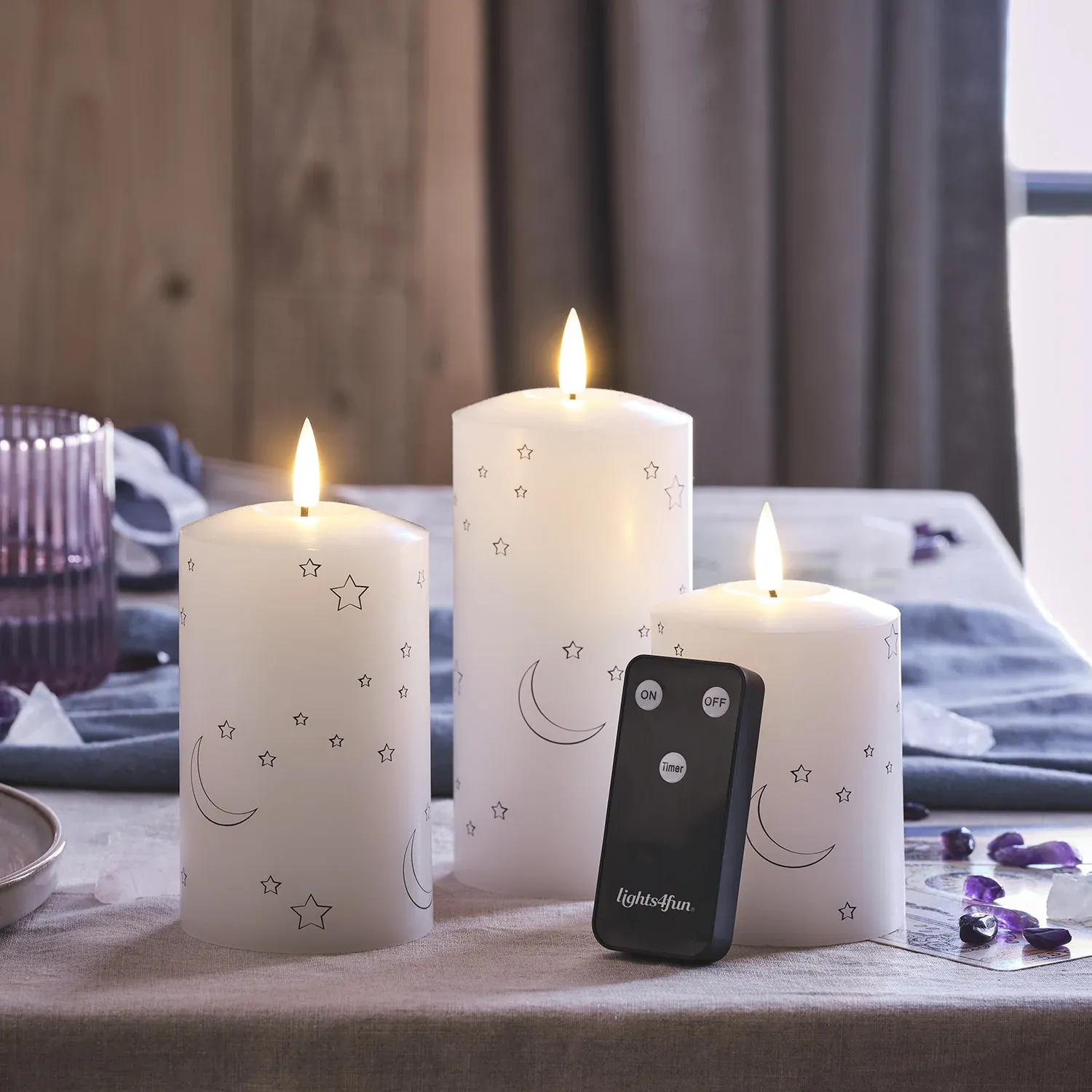 3 Bougies Piliers TruGlow® à Motif Lunes et Étoiles – Image 2