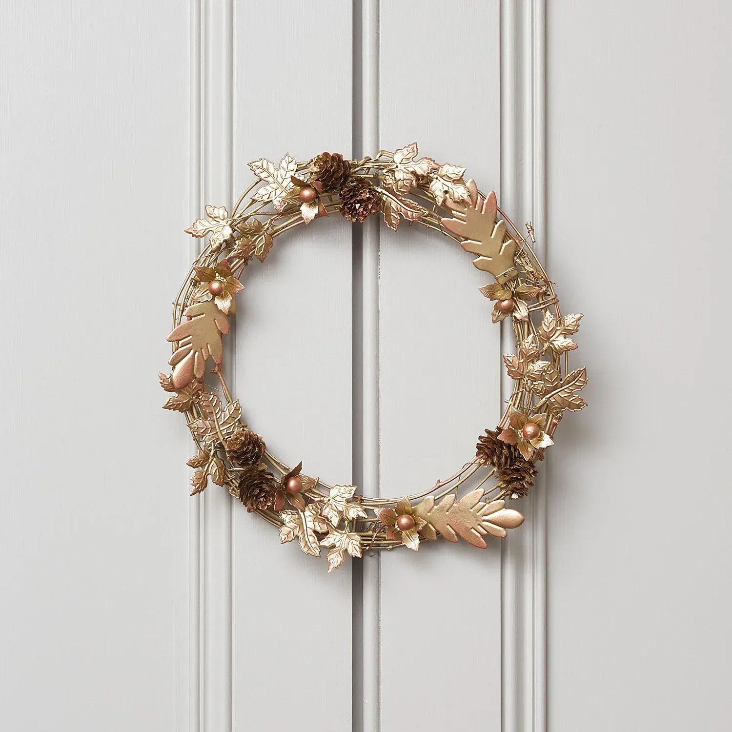 Couronne de Feuilles Dorées de 33 cm – Image 3