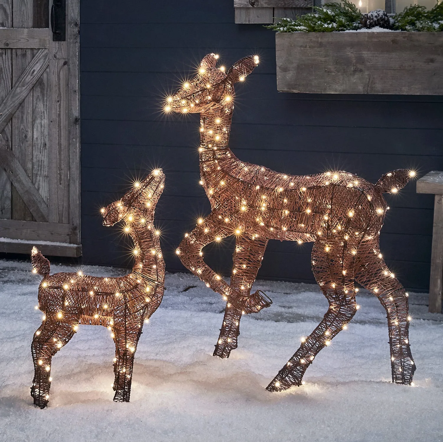 Duo de Rennes de Noël Lumineux Harewood Biche et Faon en Fils de Coton Marrons – Image 2