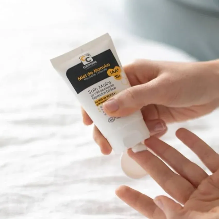 Soin Mains Bio au Miel de Manuka IAA 15+ – Réparation Intense - Comptoirs et Compagnies – Image 3